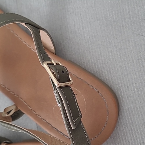 Army Green Sandals - Picture 4 of 4